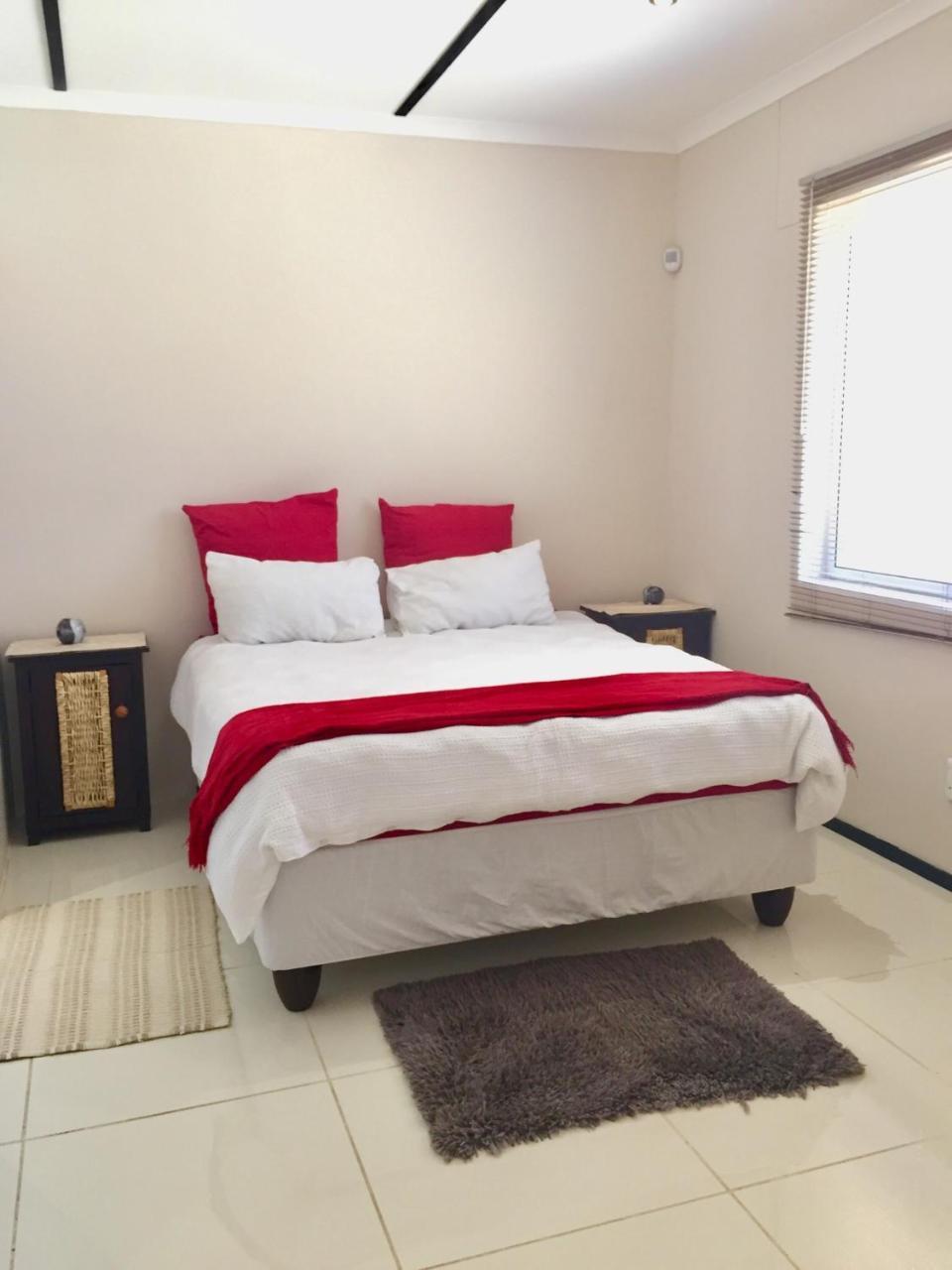 Man Cave Suite Свакопмунд Экстерьер фото