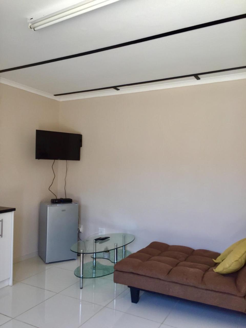 Man Cave Suite Свакопмунд Экстерьер фото