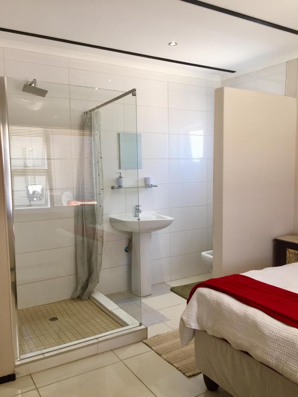 Man Cave Suite Свакопмунд Экстерьер фото